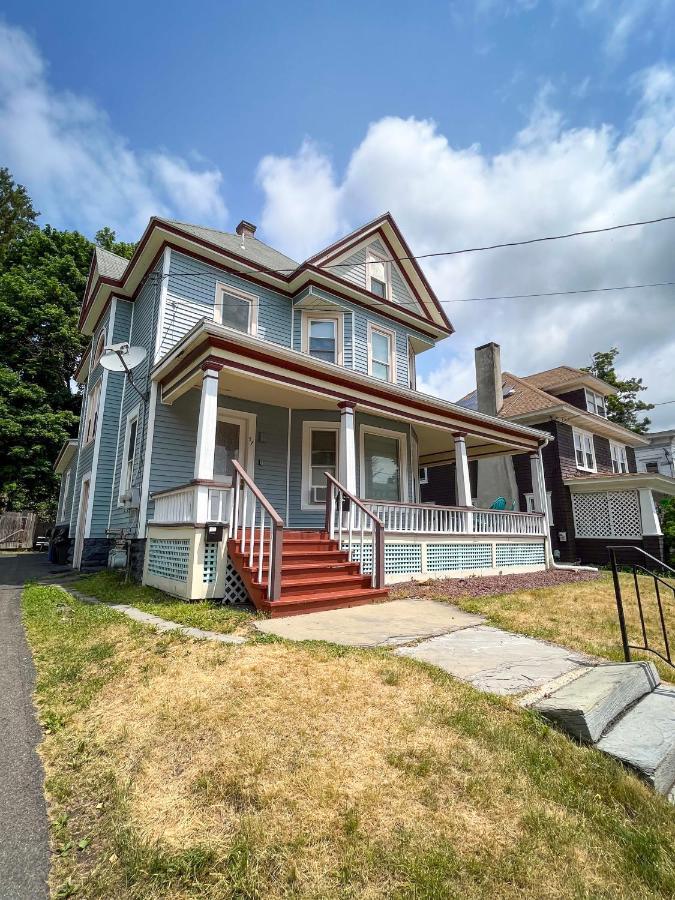 After The Game Apt 2 All Star Baseball Rentals Oneonta Bagian luar foto