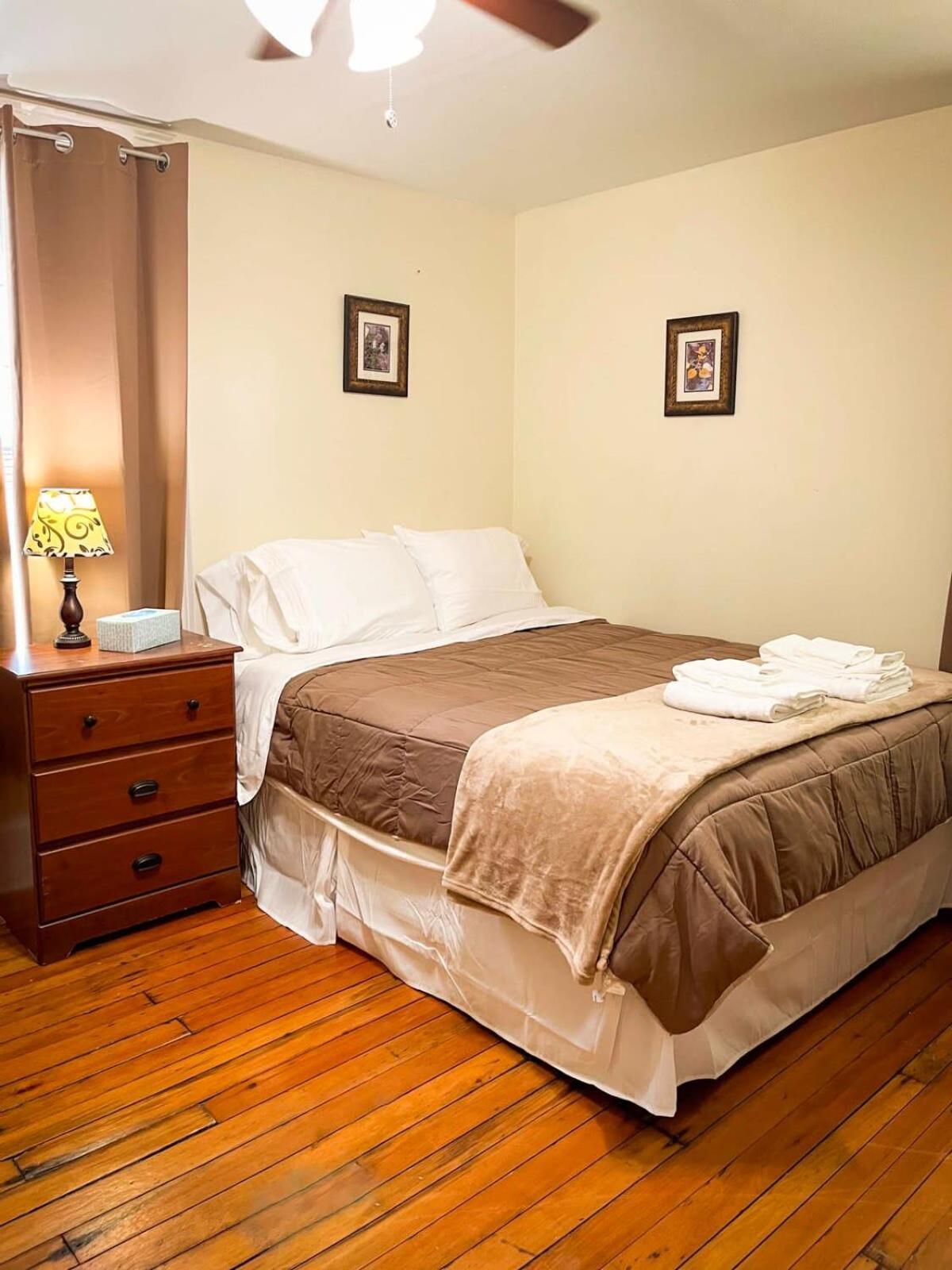 After The Game Apt 2 All Star Baseball Rentals Oneonta Bagian luar foto